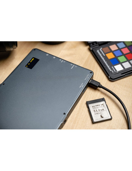 Newell RGB-W LED panel Rangha Max