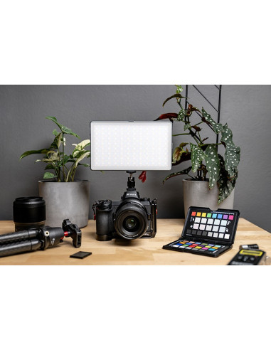 Newell RGB-W LED panel Rangha Max