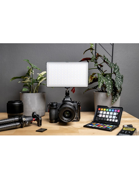 Newell RGB-W LED panel Rangha Max