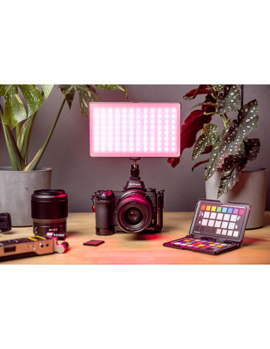 Newell RGB-W LED panel Rangha Max