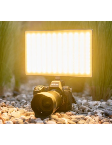 Newell RGB-W LED panel Rangha Max XL