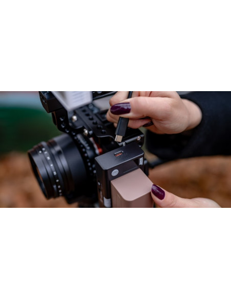 Newell univerzalni USB napajalni adapter za Sony NP-F baterije