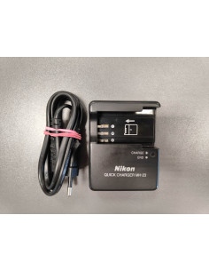 Nikon polnilec MH-23 (rabljeno, 3/5)