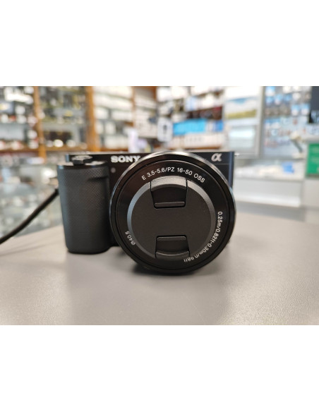 Sony ZV-E10 + 16-50mm (rabljeno, 5/5)