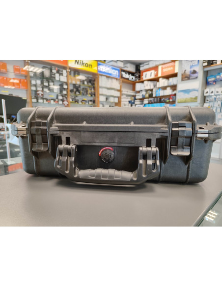 Pelican PVC kovček (rabljeno, 4/5)