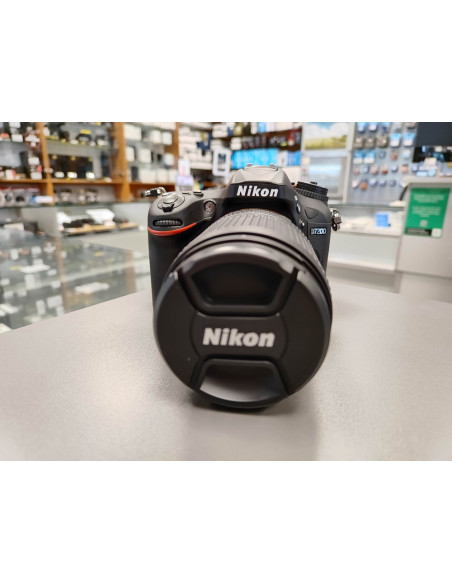 Nikon D7200 + 18-140 (rabljeno, 5/5)