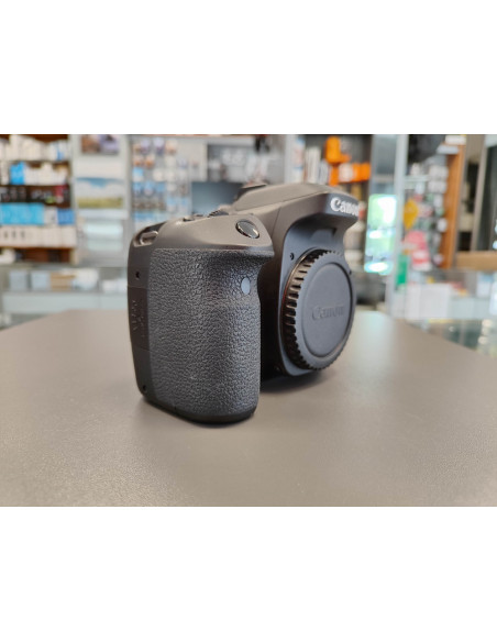 Canon EOS 80D ohišje (rabljeno, 4/5)