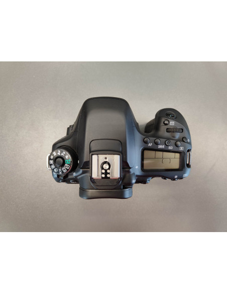 Canon EOS 80D ohišje (rabljeno, 4/5)