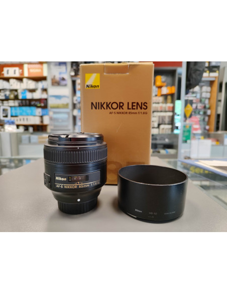 Nikon AF-S 85mm F/1.8G (rabljeno, 3/5)