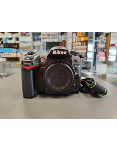 Nikon D7000 body (rabljeno, 3/5)