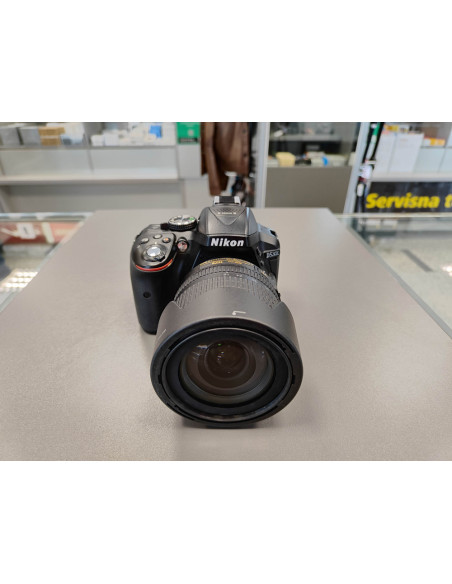 Nikon D5300 + objektiv 18-105 (rabljeno, 4/5)