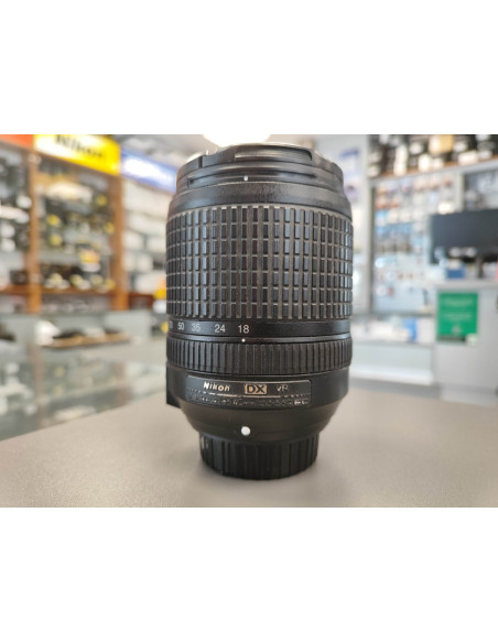 Nikon 18-140 mm F/3.5-5.6G ED VR (rabljeno, 4/5)