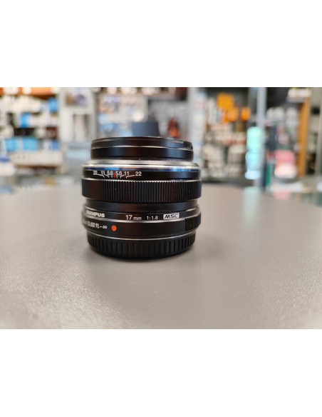 Olympus obj. 17mm F/1.8 M.Zuiko (rabljeno, 4/5)